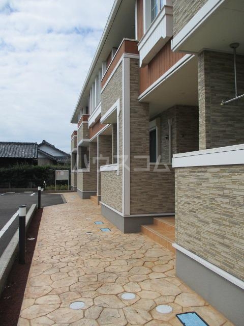 14/20 エントランス