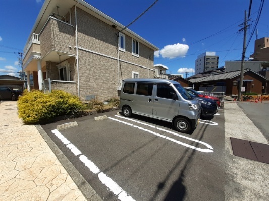 15/21 駐車場
