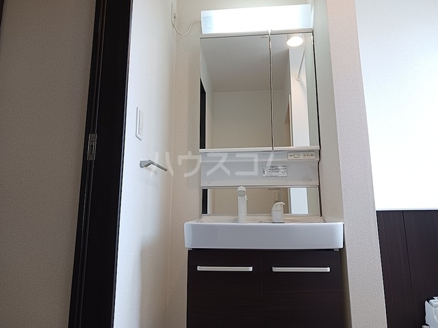 17/30 洗面