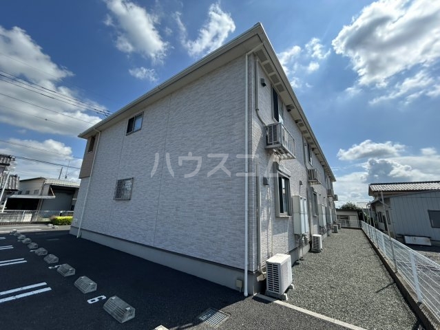 2/8 外観