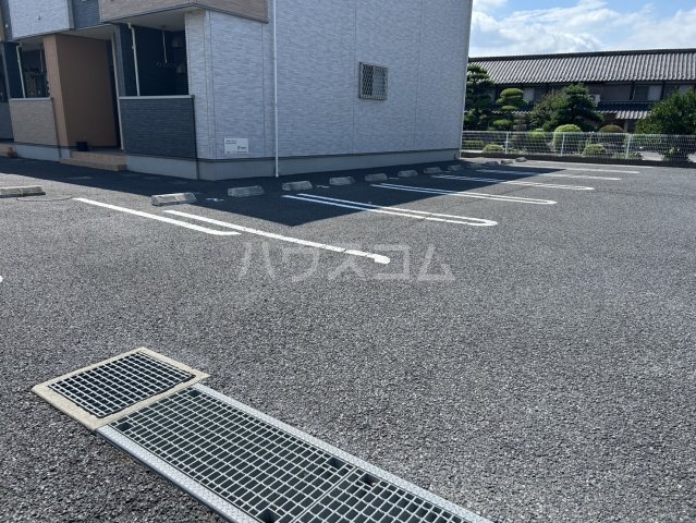 5/8 駐車場