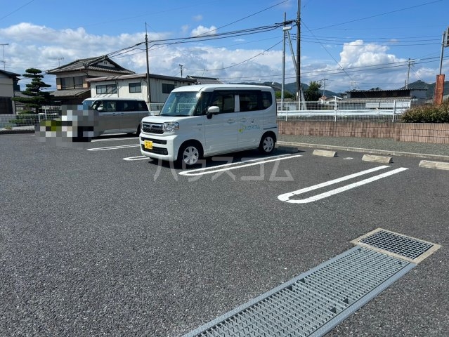 6/8 駐車場