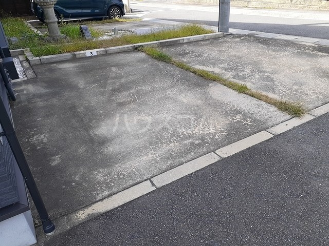 2/8 駐車場