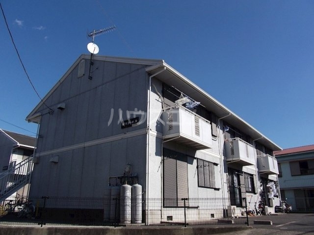 13/16 エントランス