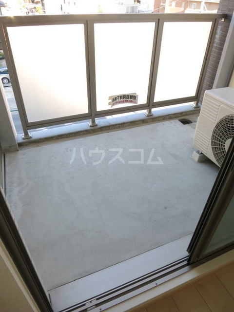 18/28 バルコニー