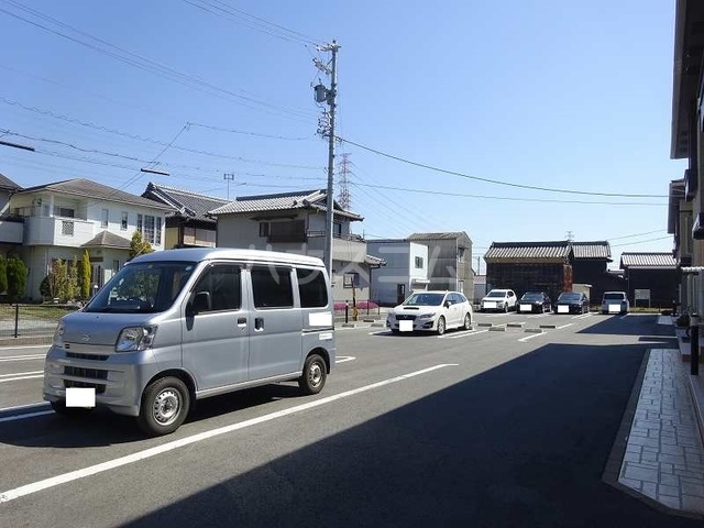 17/25 駐車場