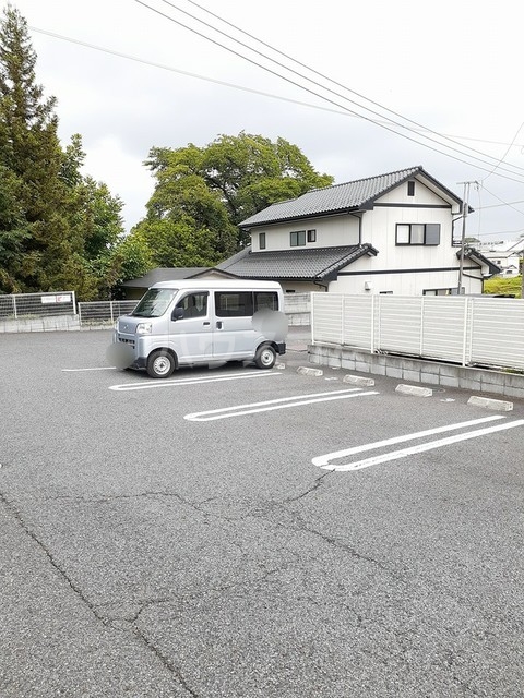 15/27 駐車場