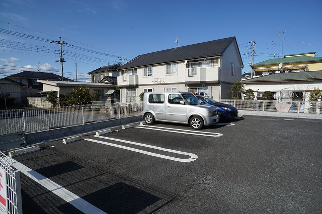 15/23 駐車場