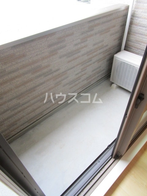 13/22 バルコニー