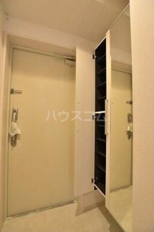 2/8 エントランス