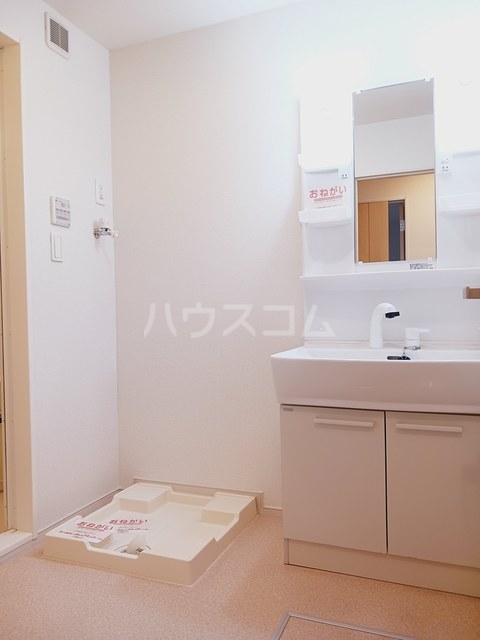 17/30 洗面