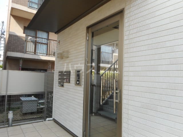 2/11 エントランス