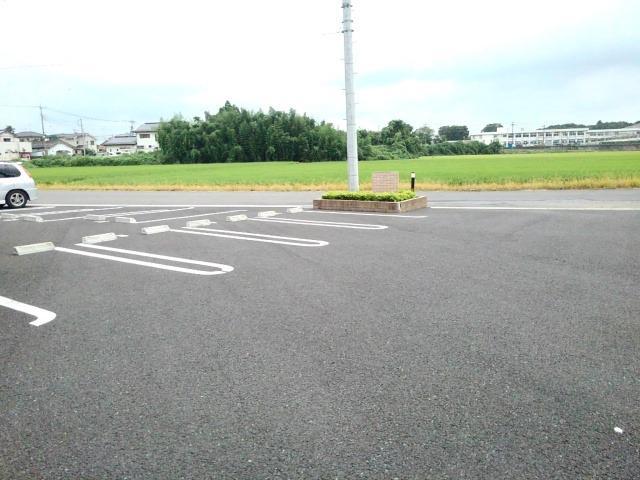 2/8 駐車場