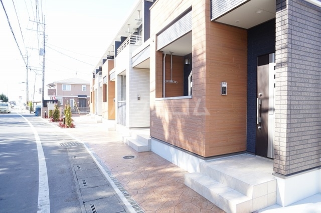 14/22 エントランス