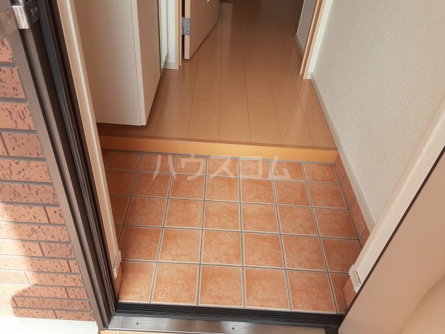 13/30 玄関