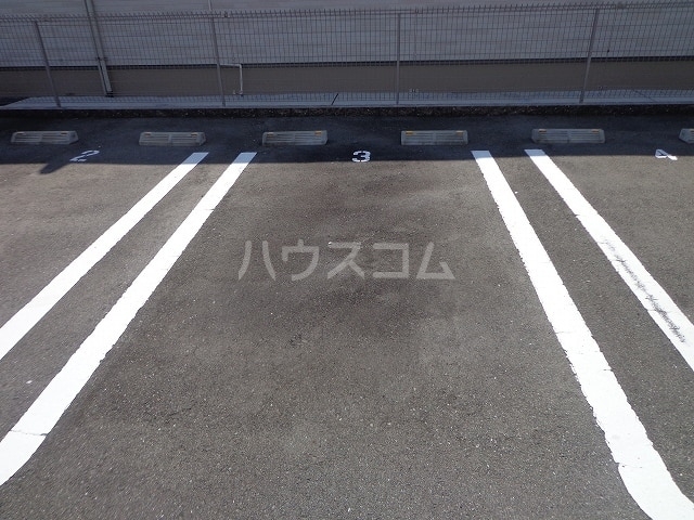 15/21 駐車場