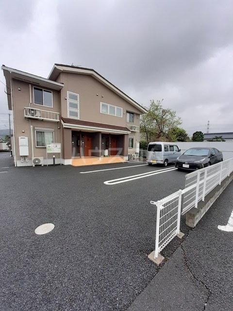 15/27 駐車場