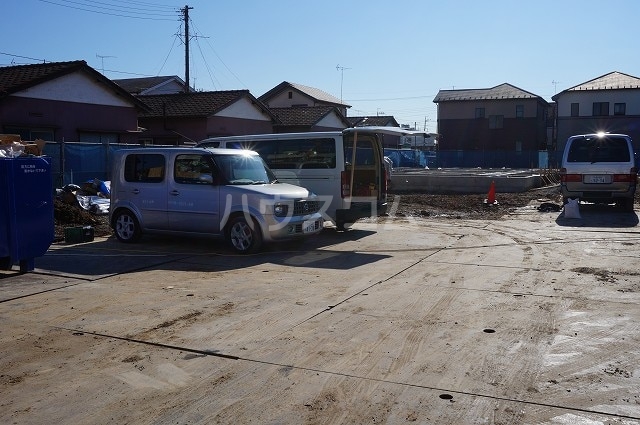 2/6 駐車場