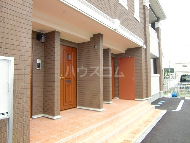 13/19 エントランス