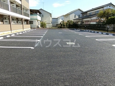 14/20 駐車場