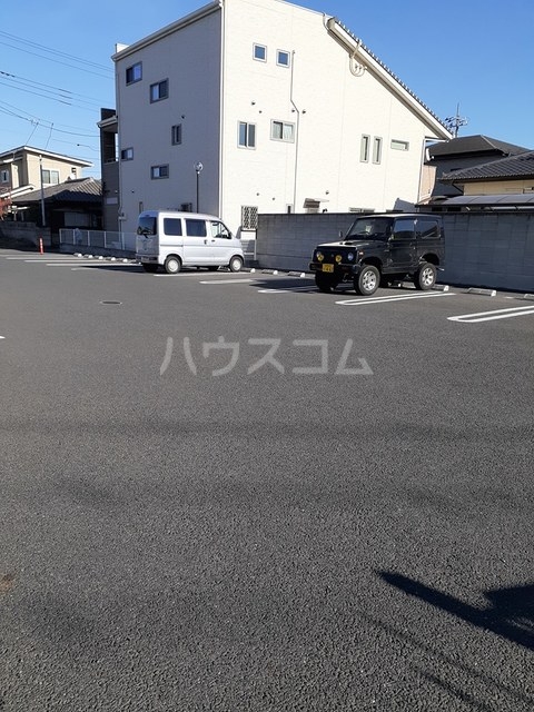 14/15 駐車場