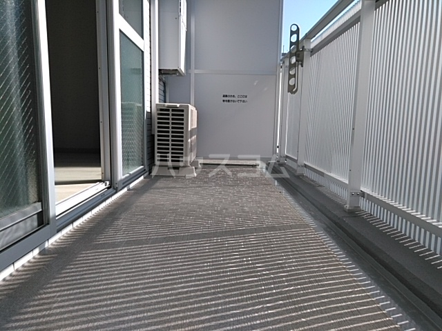 21/30 バルコニー