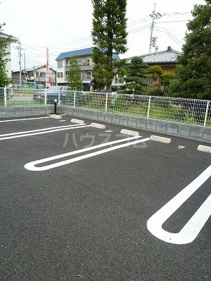 16/27 駐車場