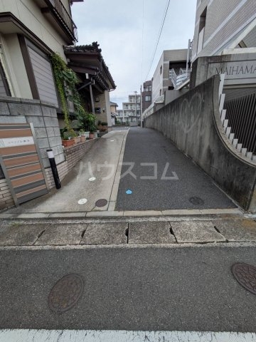 20/30 エントランス