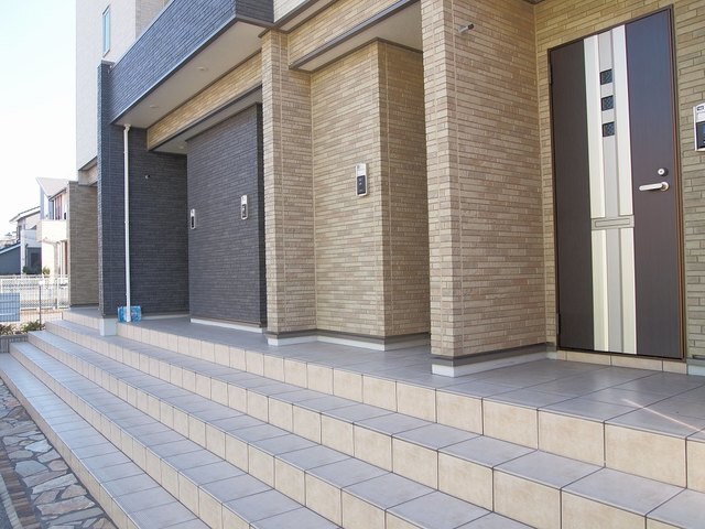 21/29 エントランス
