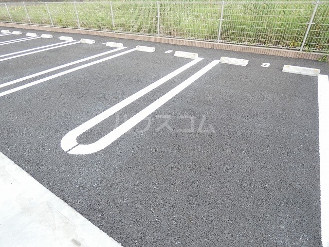 15/21 駐車場
