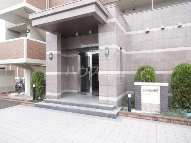 16/24 エントランス