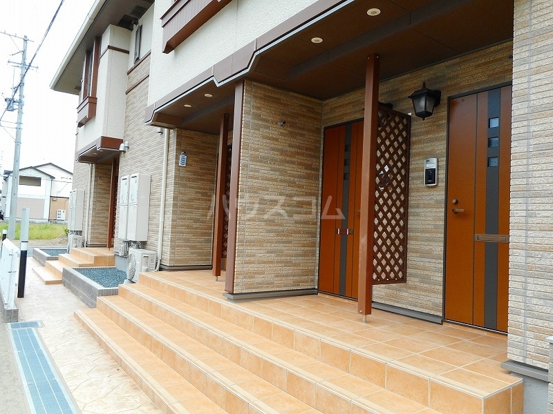 3/10 エントランス