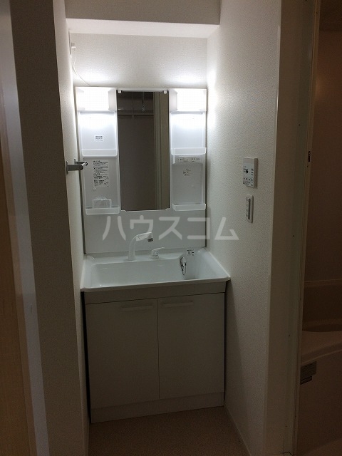 15/28 洗面