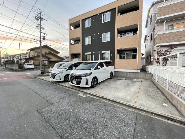 22/29 駐車場