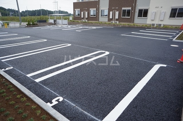 15/21 駐車場