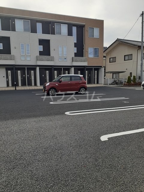26/30 駐車場