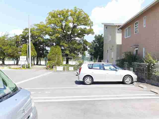 2/11 駐車場