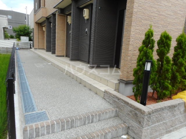 15/24 エントランス