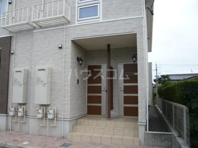 14/20 エントランス