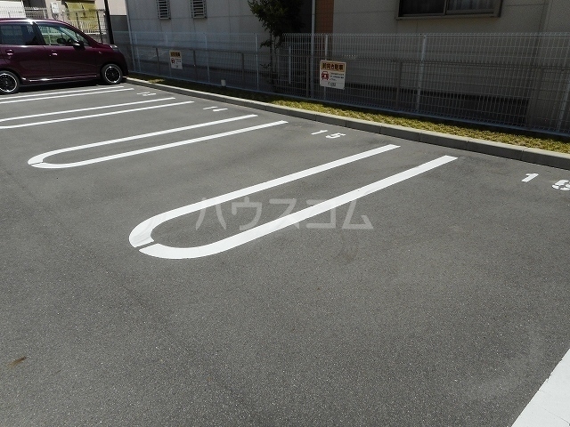 15/25 駐車場