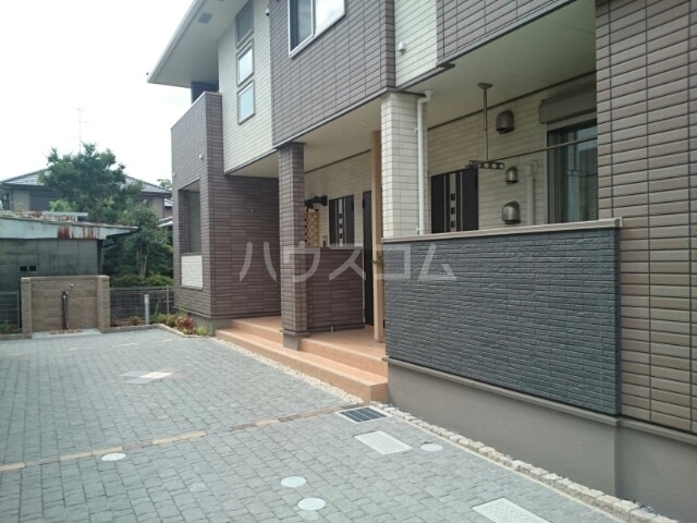 14/21 エントランス