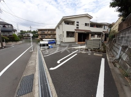 15/21 駐車場