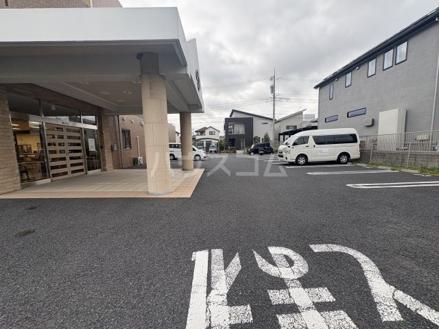28/30 駐車場