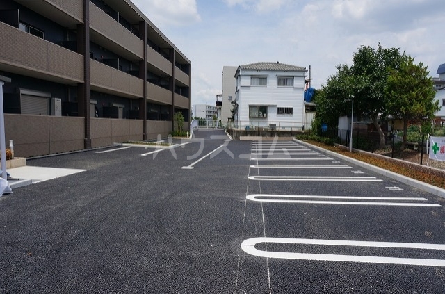 15/27 駐車場