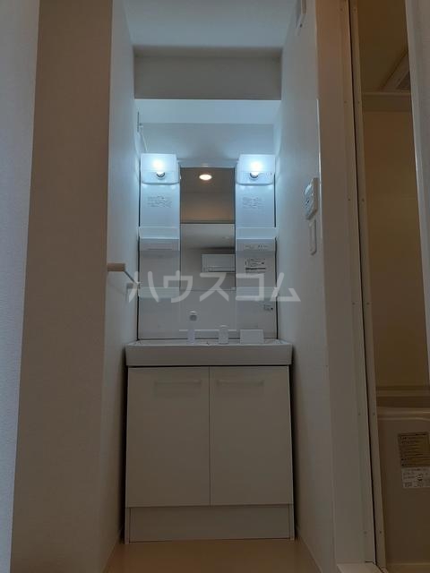 20/30 洗面