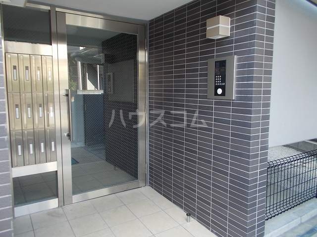 15/21 エントランス