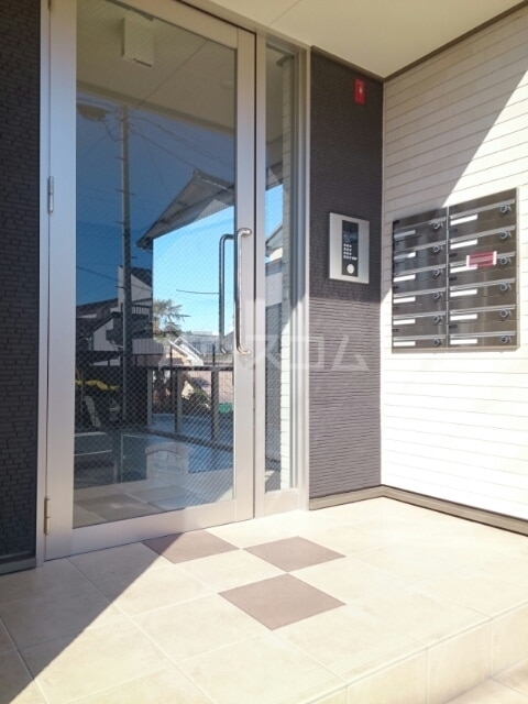 2/8 エントランス