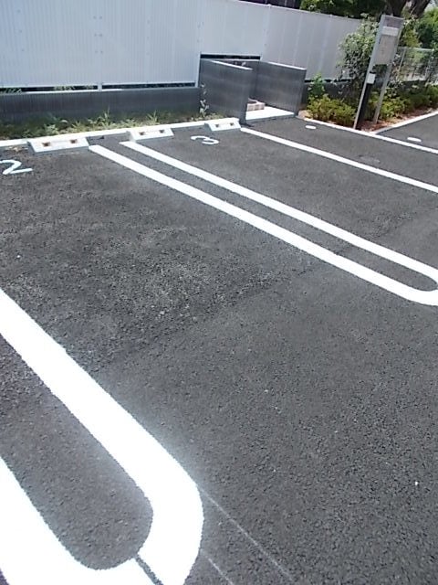 17/28 駐車場
