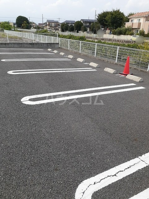 3/7 駐車場