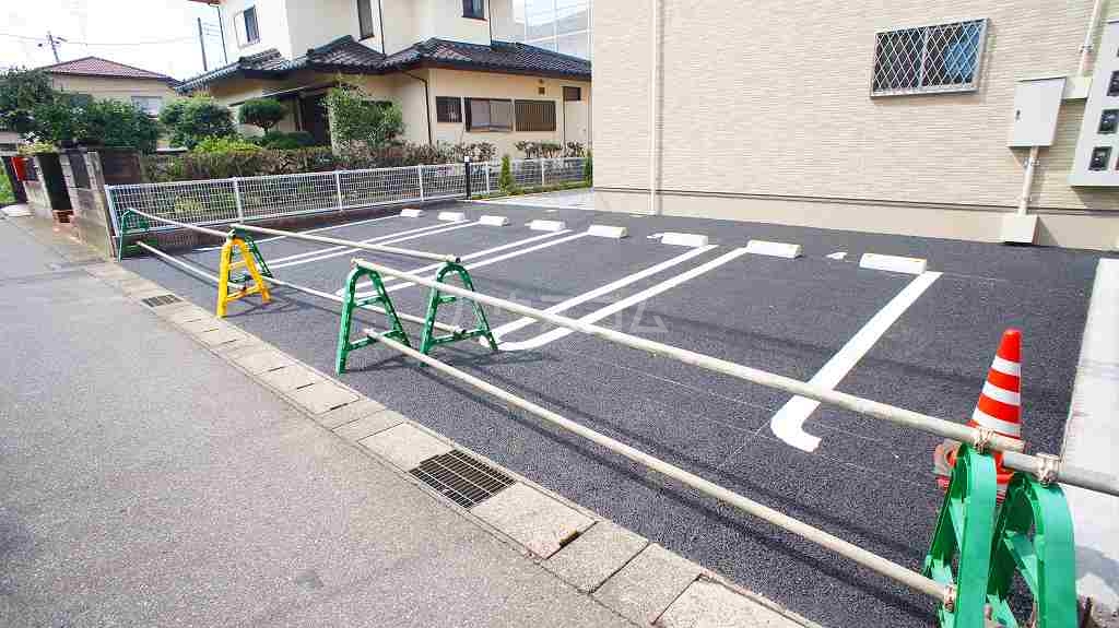 2/8 駐車場
